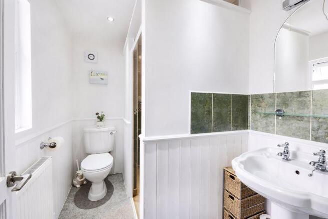 Annexe - Bathroom