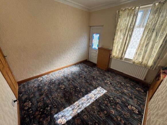 FRONT RECEPTION ROOM