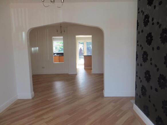 lounge dining area