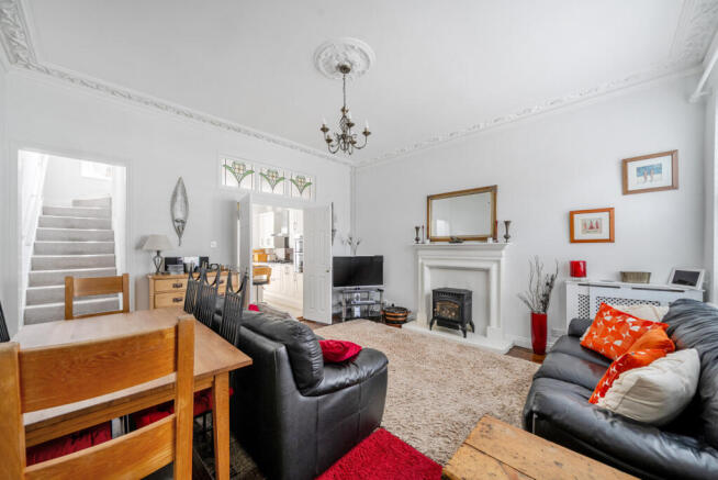 1335246-6-6895e7c...