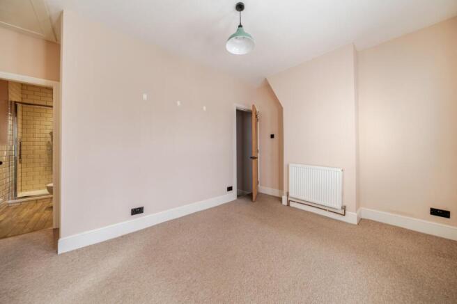 2 bed House to rent Image 7