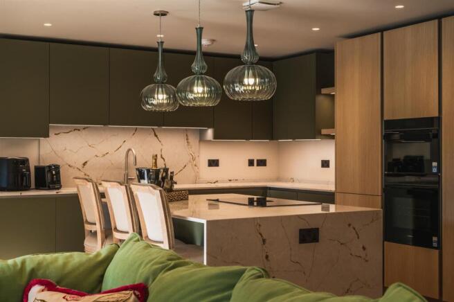 2 bed Apartment for sale Image 6