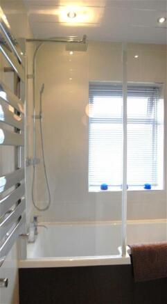 2nd VIEW OF BATHROOM
