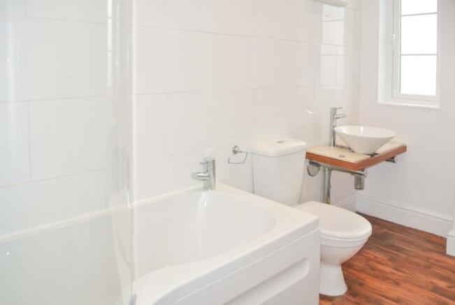 bathroom 1.JPG