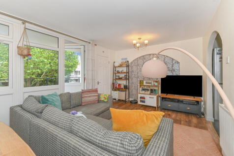 Gough Walk, Poplar, E14