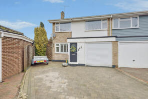 17, Meadway, Thundersley, Benfleet SS7 4HG