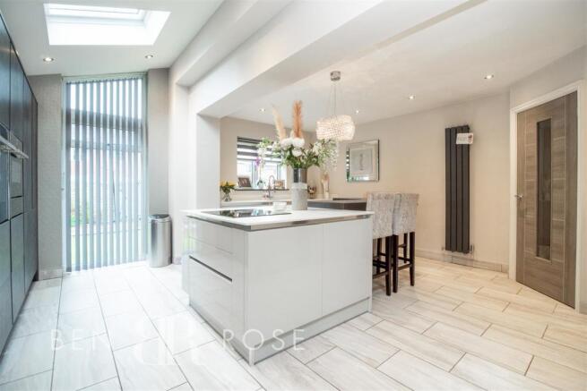 Kitchen/Breakfast Room/Snug