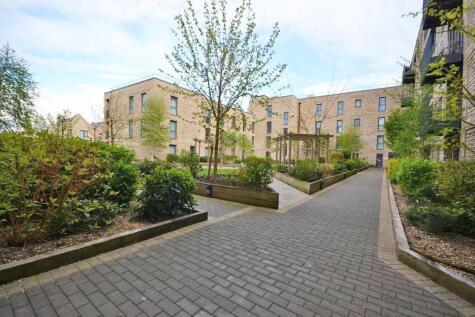 4 Canal Street, Campbell Park, Milton Keynes, MK9 4BQ