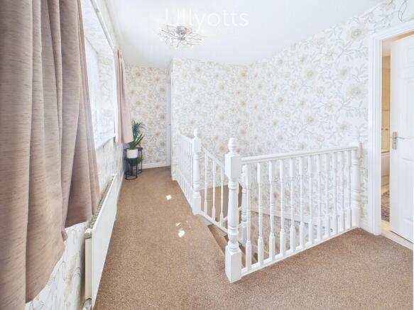 4 bed Detached for sale Image 10