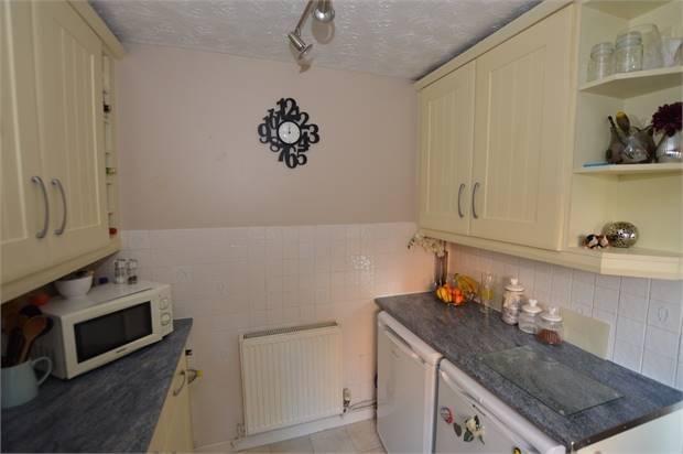 KITCHEN CONT