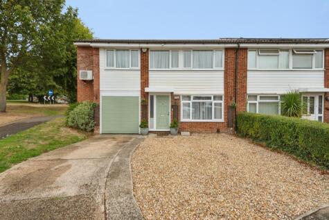 Donne Close, Royston