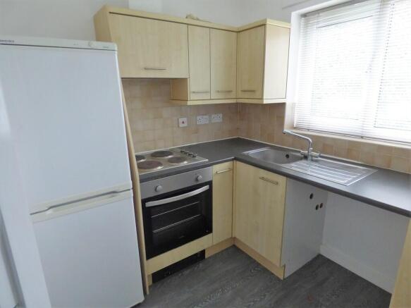 Sledmoor Road, Manchester photo 4