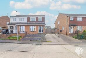 10, Headcorn Close, Pitsea, Basildon SS13 2AP