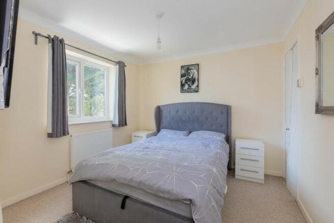 Haig Drive, Slough, Berkshire, SL1 photo 4