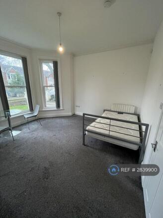 Bedroom/Living Space