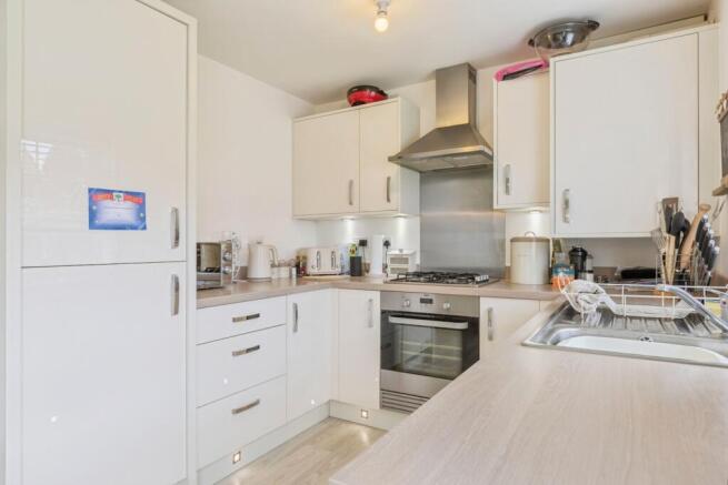 3 bed Semi-Detached for sale Image 7