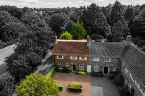 1, Forest Close, Ascot SL5 8DW