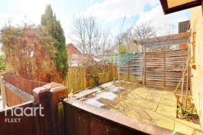 8, Mellersh Close, Church Crookham, Fleet GU52 0XH