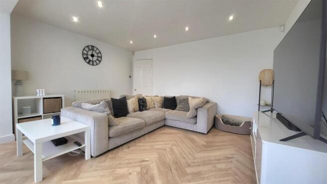 Temple Grange, Werrington, Peterborough photo 4