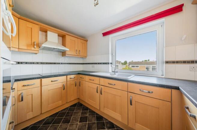 2 bed Apartment for sale Image 7