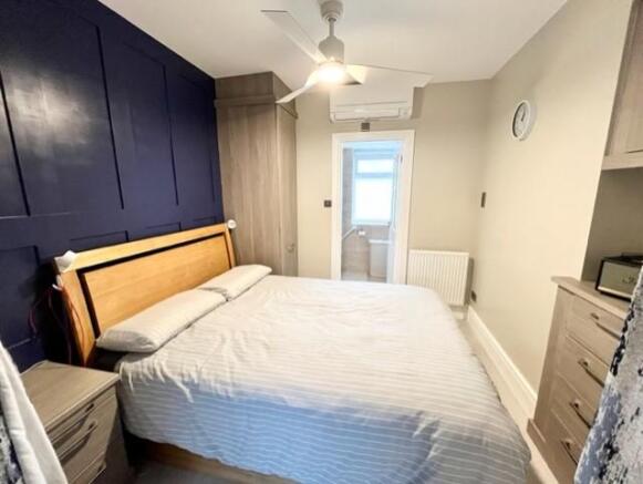 Dining room (currently used as a bedroom)