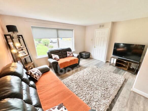 Aitken Drive, Beith lounge