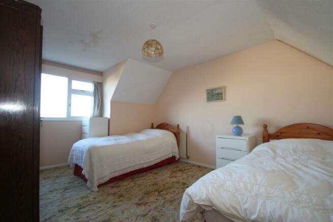 bed 2.JPG