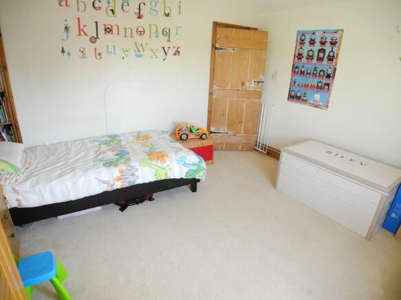 Photo 8