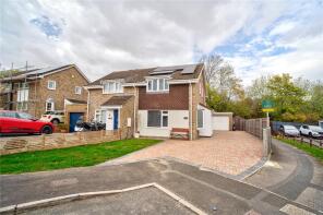 61, Belsay, Toothill, Swindon SN5 8HD