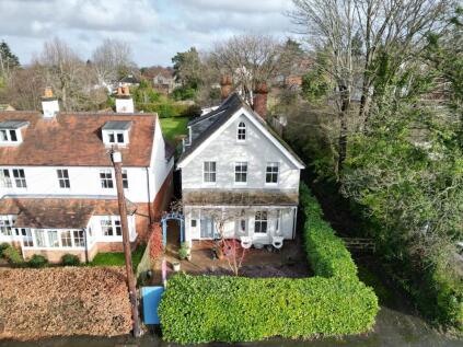 Ridgway Hill Road, Farnham, GU9