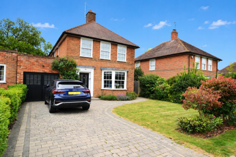 Elmwood, West Side, Welwyn Garden City