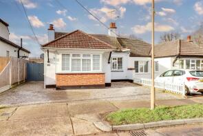 19, Heather Drive, Hadleigh, Benfleet SS7 2EL