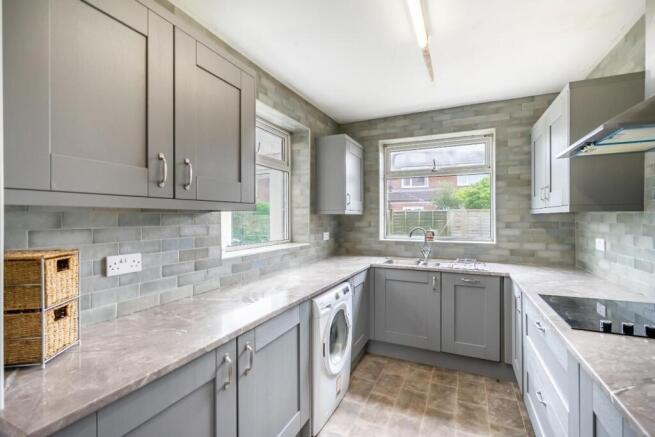 3 bed Semi-Detached for sale Image 6