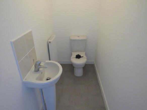 Cloakroom/wc