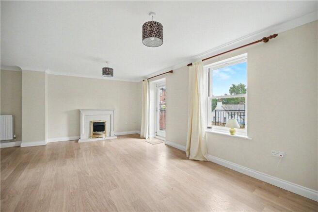 4 bed Terraced for sale Image 11