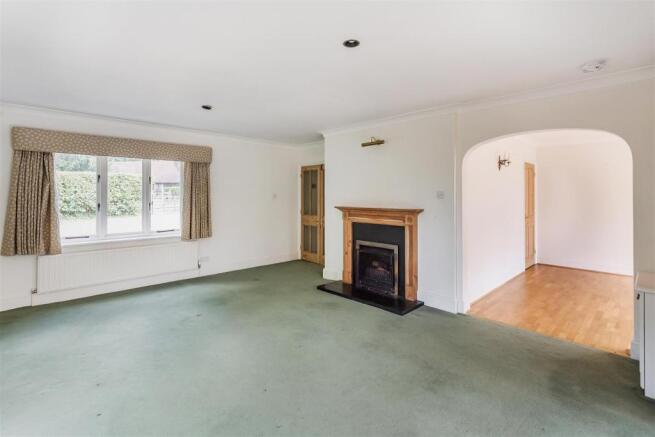 house. estate agency Dunsfold The Chestnuts