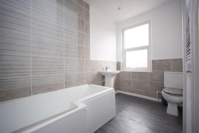 2 bed Terraced for sale Image 4