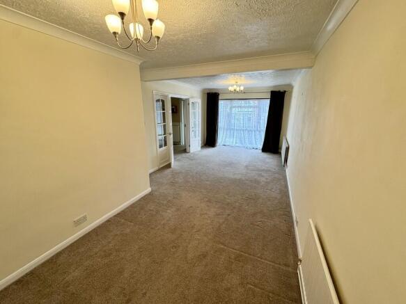 90 Broadacres - L...
