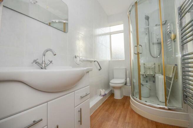 Shower room.jpg