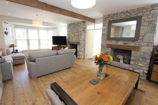Lounge Dining Room