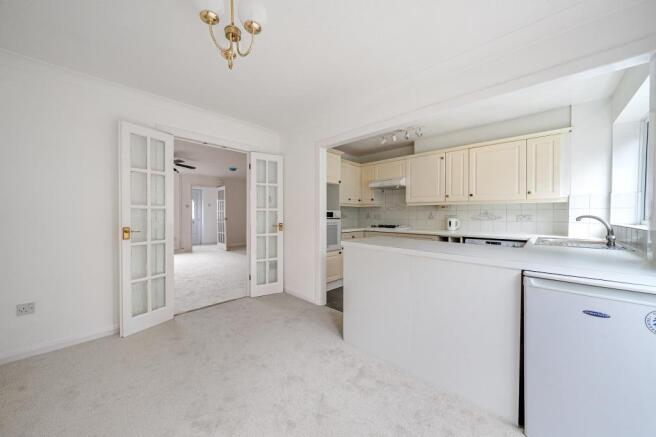 Kitchen/Dining Area