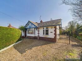Burton Croft, Croeshowell Lane, Burton, Rossett LL12 0LB