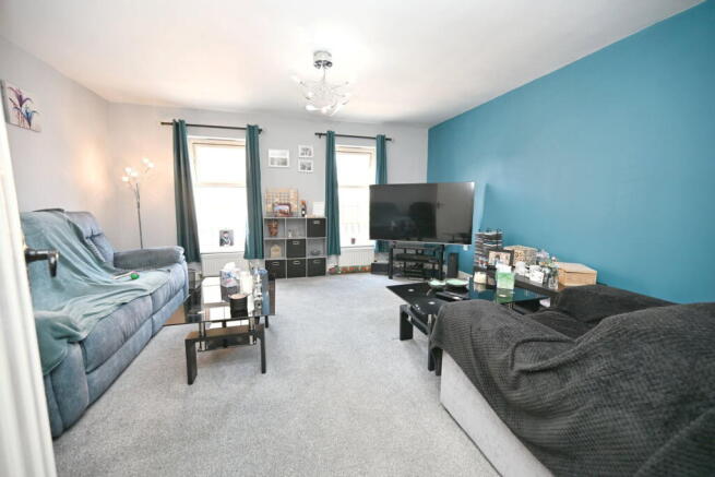 4 bed Town House for sale Image 6