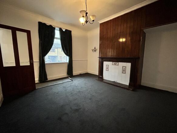 3 bed Terraced to rent Image 9