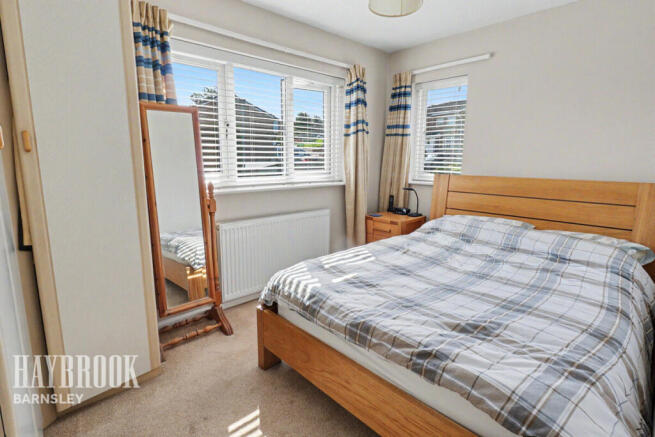 2 bed Town House for sale Image 7