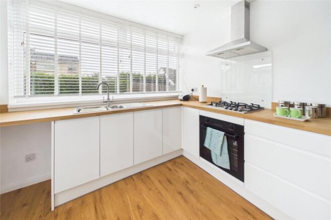 3 bed Semi-Detached for sale Image 5