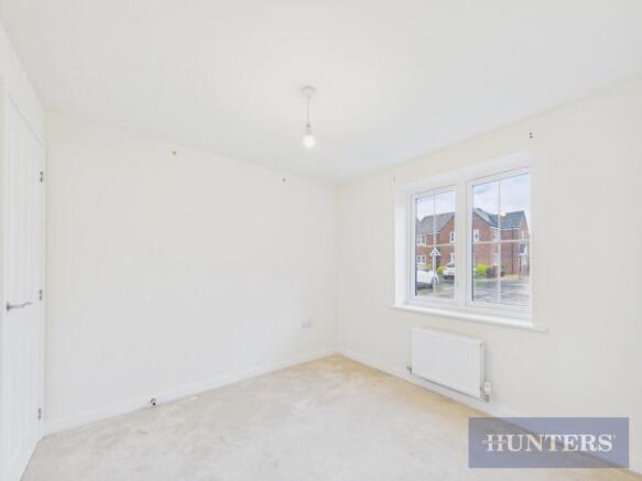 4 bed Detached for sale Image 9