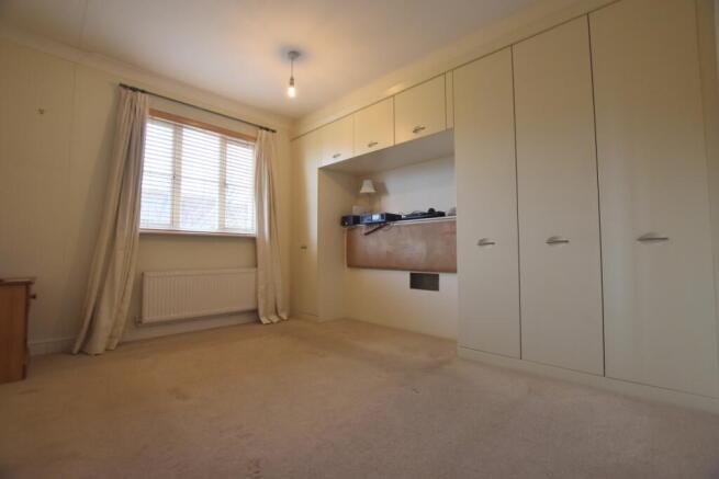 24 Blanchland Circle wardrobe