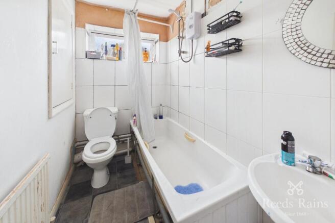 2 bed Semi-Detached for sale Image 9