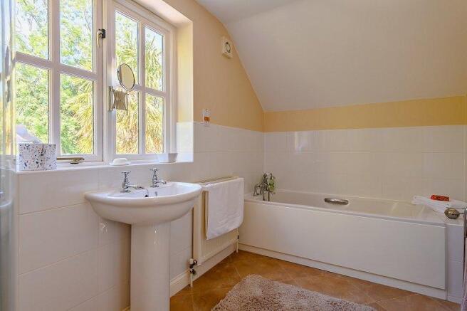En Suite Bathroom